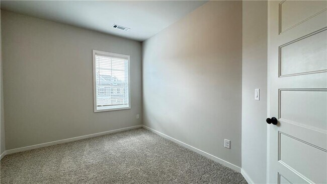 Building Photo - 5343 Milford Dr