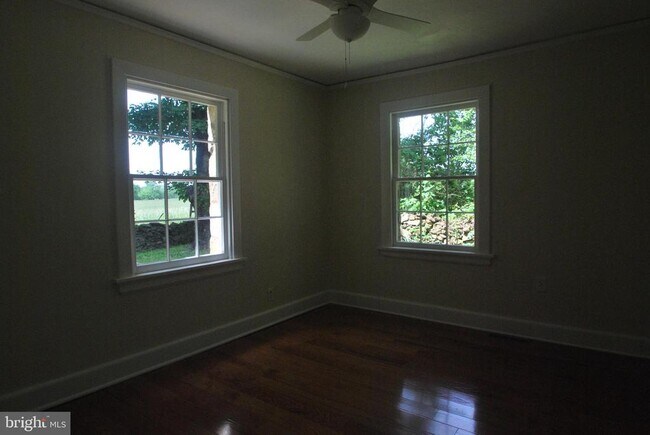 Building Photo - 23131 Oakham Farm Ln