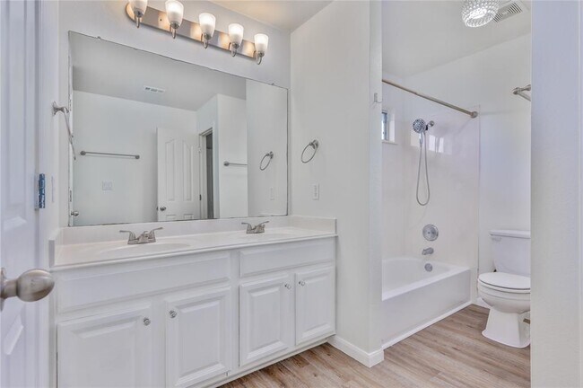 Building Photo - 22121 Rose Grass Ln