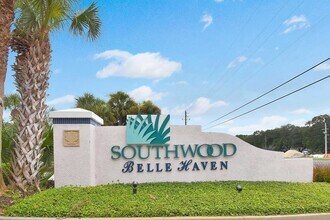 Building Photo - 101 Laurel Wood Way