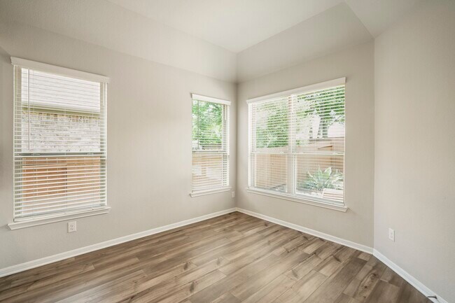 Building Photo - 12197 Pearl Bay Ln