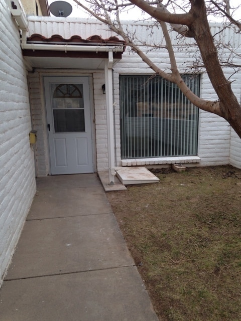 Building Photo - Residental Rental