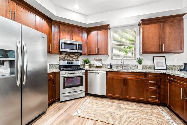 Building Photo - 706 Colorado Cir