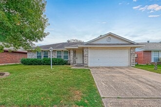 Building Photo - 9466 Coast Bridge St