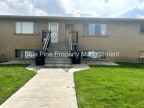 Building Photo - 1491 Mountain View Ln