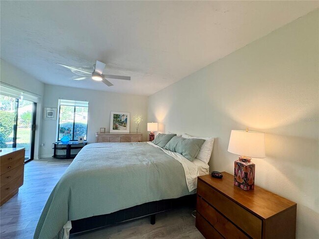 Building Photo - 5222 Myrtle Wood