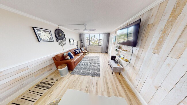 Building Photo - 5855 Midnight Pass Rd