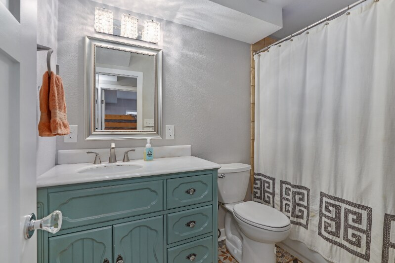 Building Photo - 616 2nd St