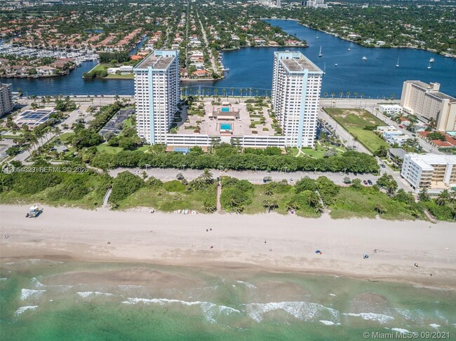 Building Photo - 1201 S Ocean Dr