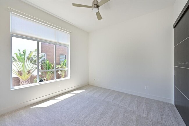 Building Photo - 221 Cosmopolitan Ct