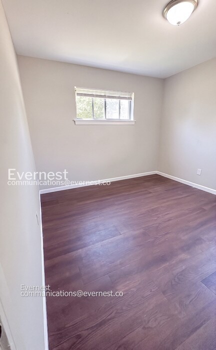 Building Photo - 200 Woodward Dr