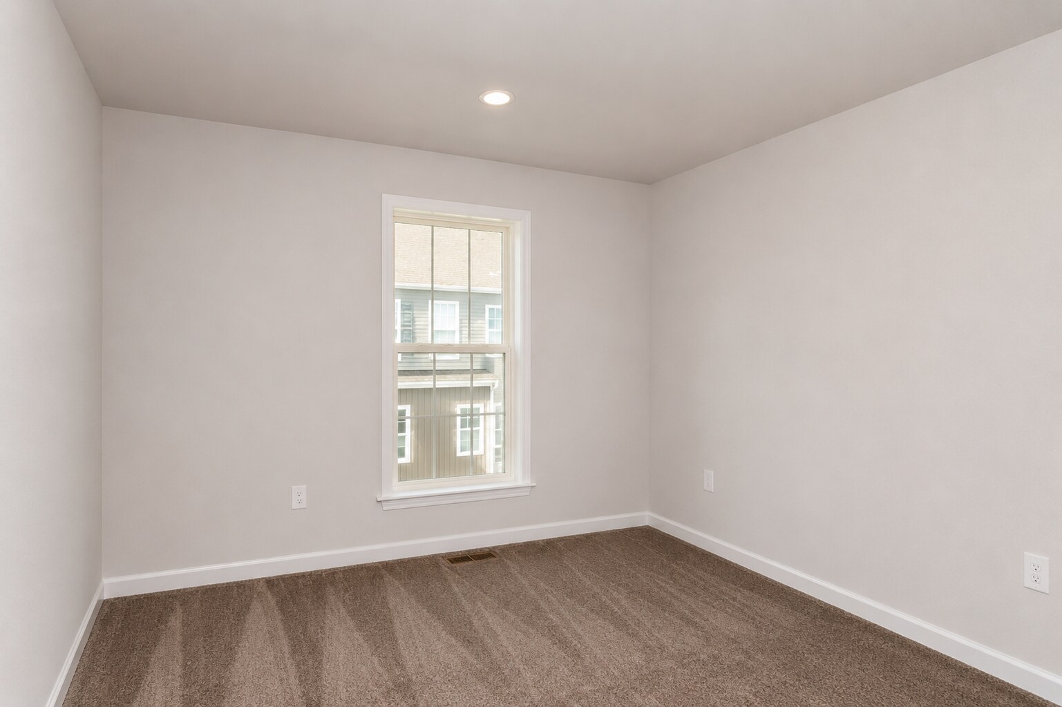 Building Photo - 210 Gress Rd