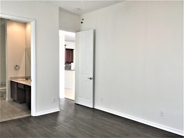 Building Photo - 1808 Sand Arbor Circle