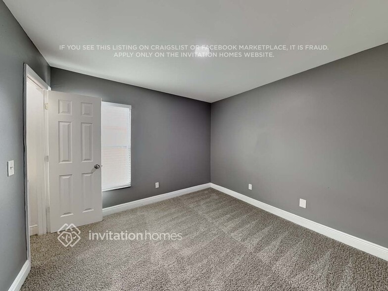 Building Photo - 2418 Radnor Ave