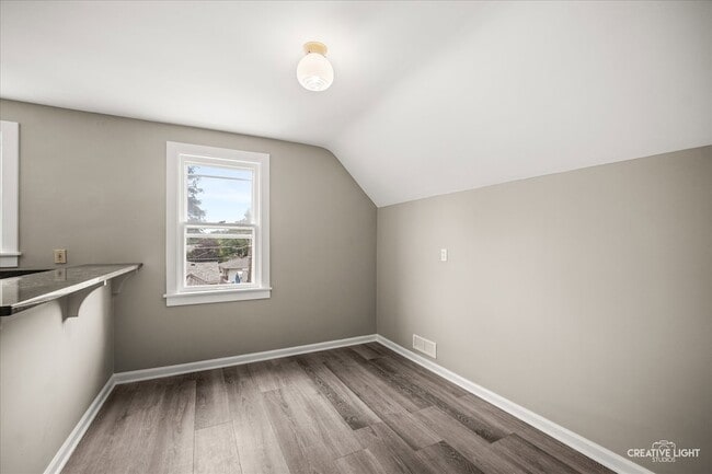 Building Photo - 334 Arbor Ave