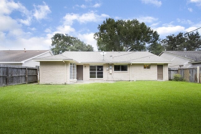 Building Photo - 6019 Spellman Rd