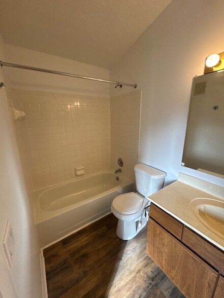 Building Photo - 66 View Terrace Dr