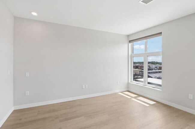 Building Photo - 18 Artisan Dr