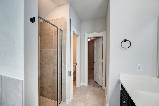 Building Photo - 31702 Casa Linda Dr