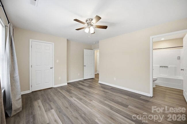 Building Photo - 1361 Ontario Dr