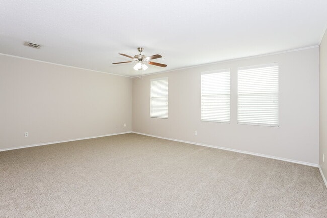 Building Photo - 2044 W Grove Ln