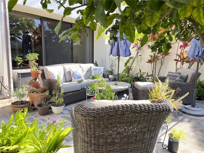 Building Photo - 500 Lunalilo Home Rd