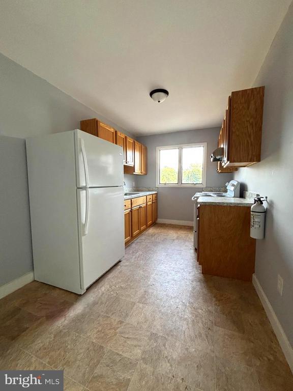 Building Photo - 43 S Main St