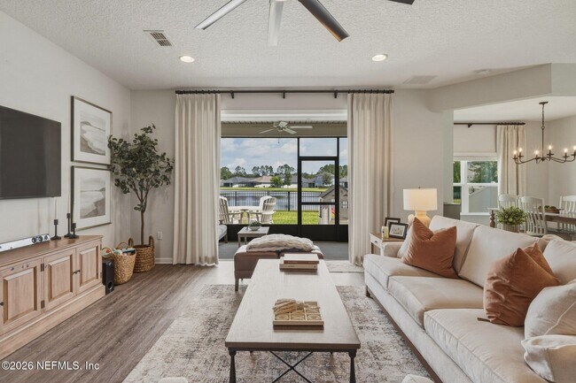 Building Photo - 85457 Amaryllis Ct