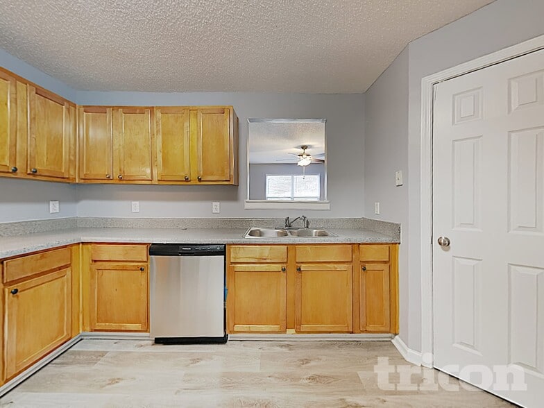 Building Photo - 5020 Serenity Point Ln