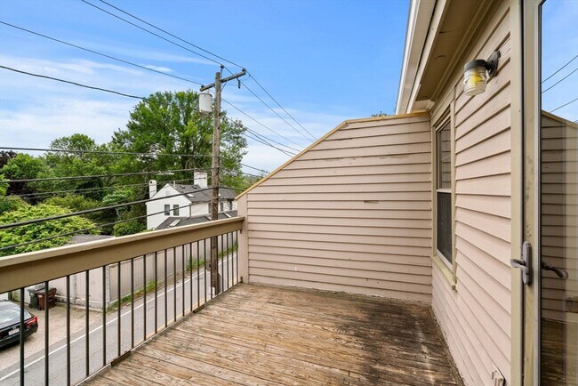 Building Photo - 35 Merrimac St