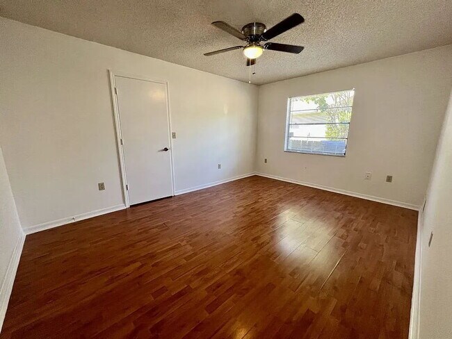 Building Photo - Charming 2-Bedroom, 2-Bathroom POOL home