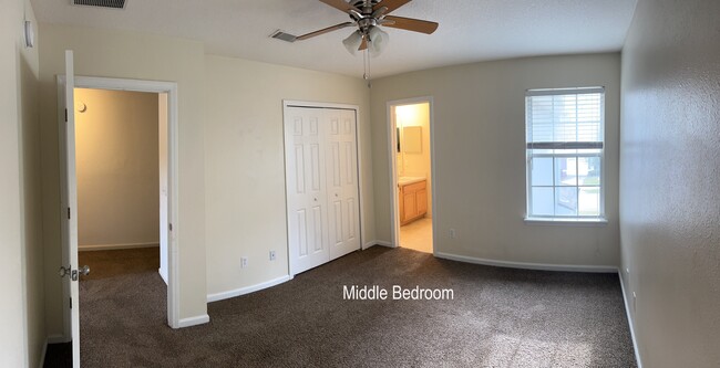 Middle Bedroom (bed 2) - 293 Scrub Jay Dr