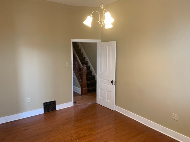 Building Photo - 3129 Shenandoah Ave