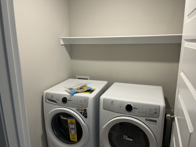 Building Photo - 2538 E Meramec St