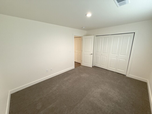 Building Photo - 4251-4253 Wyoming Street