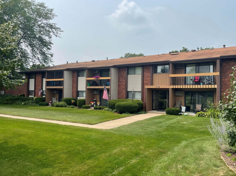 Building Photo - Homestead Apartments