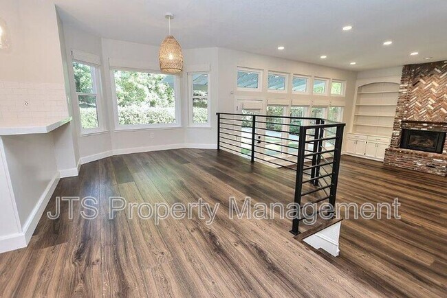 Building Photo - 2696 Prestwick Dr