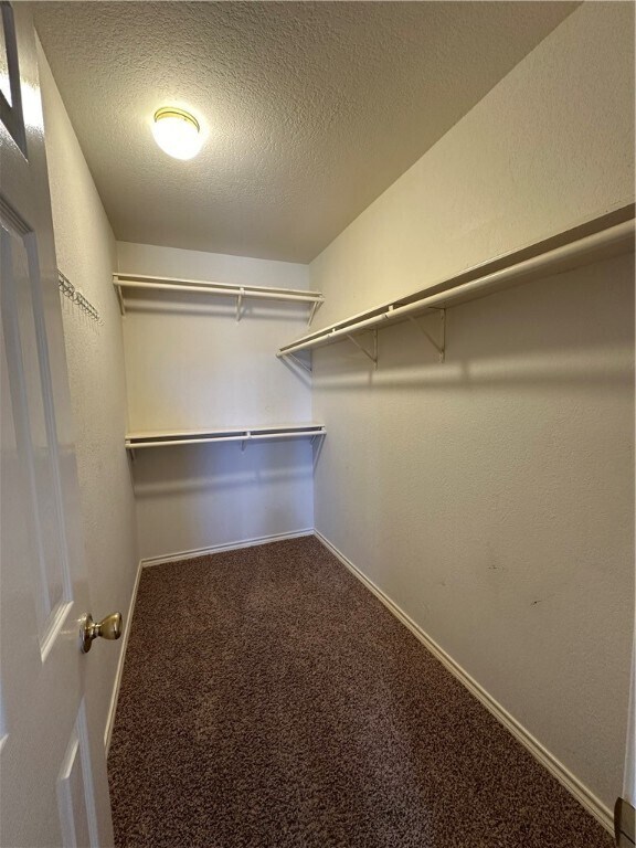 Building Photo - 14905 Dasmarinas Dr