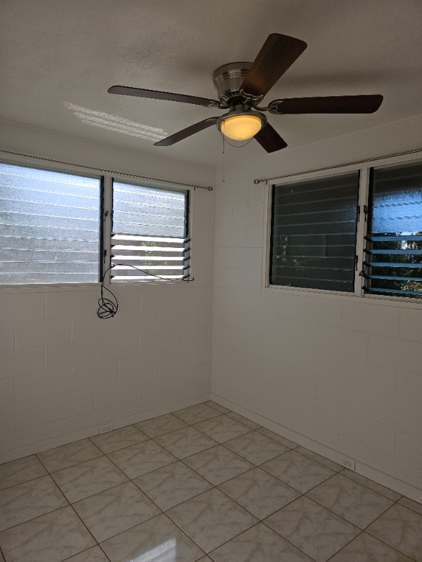 Building Photo - 148 Elilani St