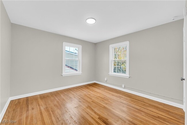 Building Photo - 16201 Walden Ave