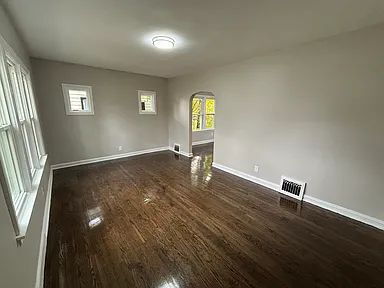 Building Photo - Freshly Reconditioned 3-Bed Home in Gary!