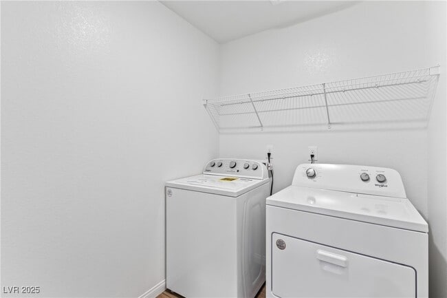 Building Photo - 2630 Aversa St