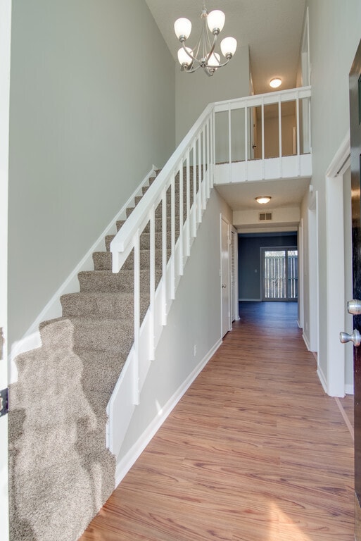 Building Photo - Amazing and spacious 3/2.5 Hermitage Townhouse with fireplace & patio!!! Pets ok!