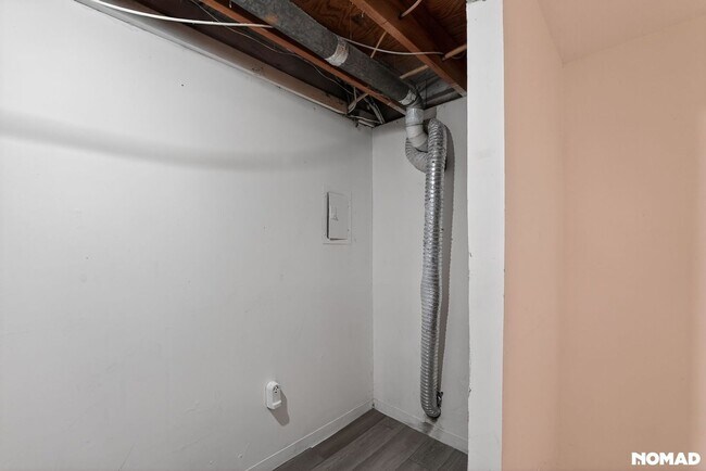 Building Photo - 405 Fairburn Rd SW