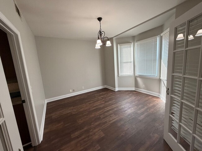 Building Photo - Charming 3 bed 2.5 Bath Townhome in Antioch