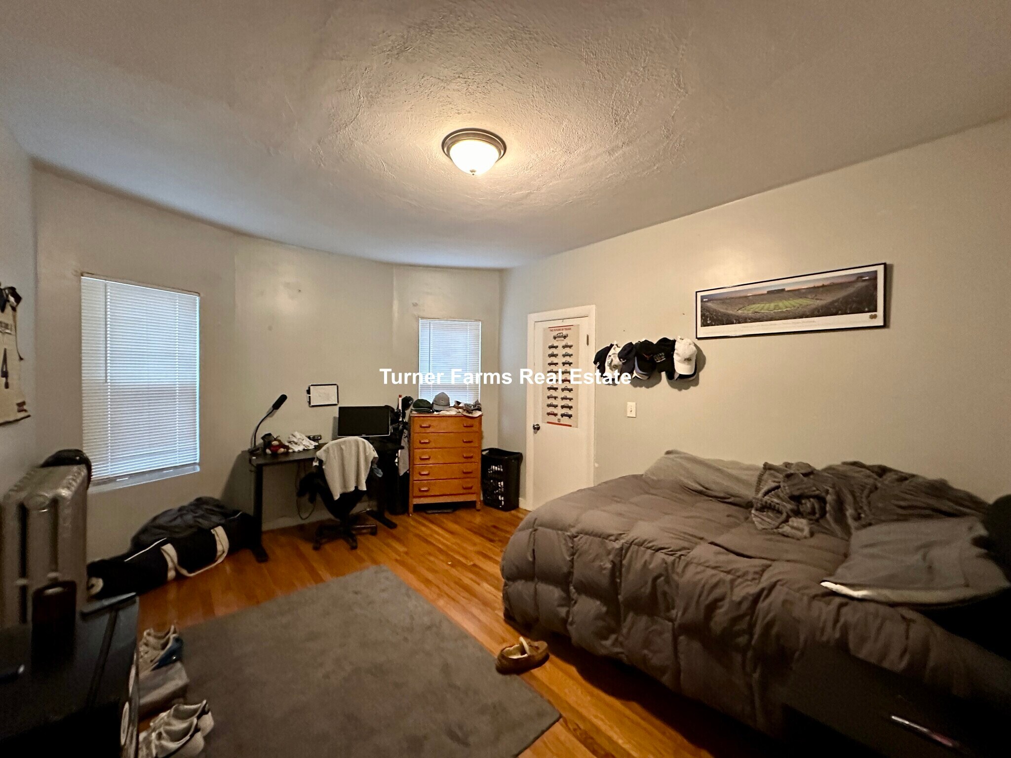 Building Photo - 109 Pleasant St