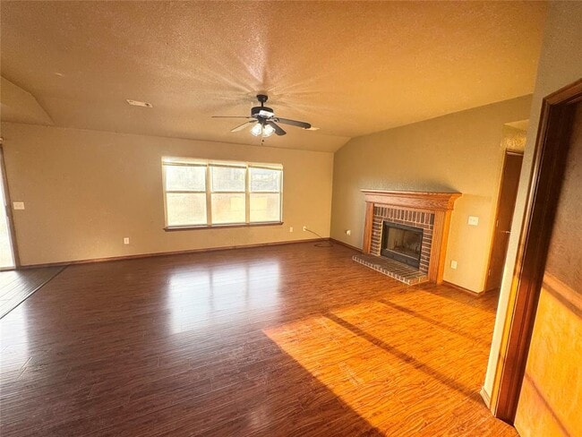 Building Photo - 209 Bradgate Dr