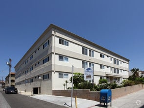 Building Photo - 17-21 Thornton Ave