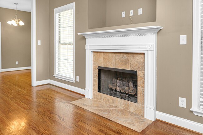 Building Photo - 12696 Alpine Cir