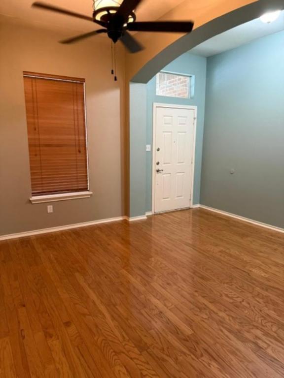 Building Photo - 625 Winding Brook Ln